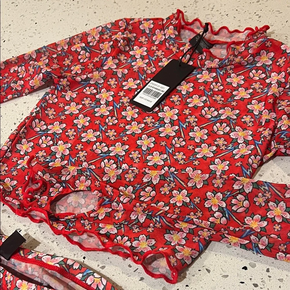 Ed Hardy Red/Pink Floral two-piece - Picture 4 of 6